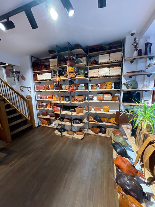 店頭での修理サービス